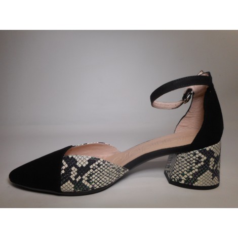 Wonders Scarpa Donna Aida Nero