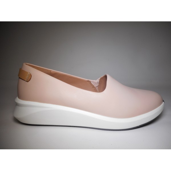 Clarks Scarpa Donna Un rio step Beige